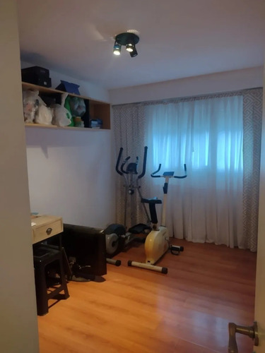 Imagen 12 de 26 de Casa En Venta, Castelar, Chalet 5 Ambientes Parque Y Quincho