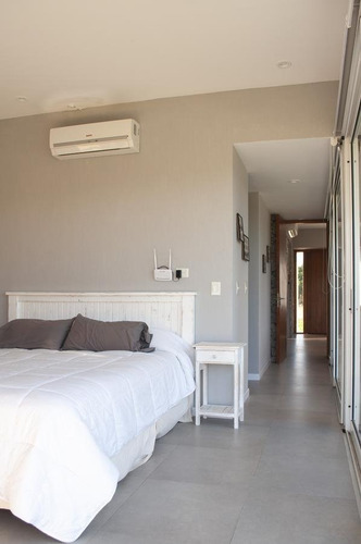 Imagen 7 de 17 de Casa En Costa Esmeralda Con Pileta