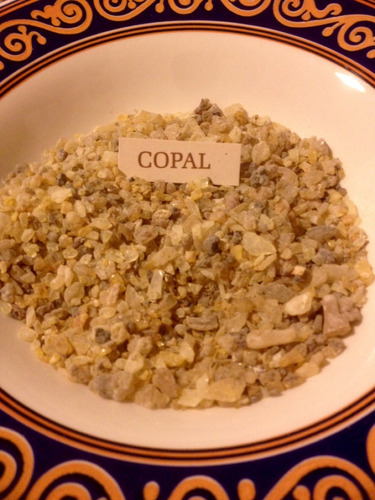 Copal (en Piedritas), (retira En El Centro)