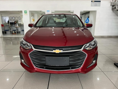 Imagen 8 de 15 de Onix Turbo At Sedan Premier 2023