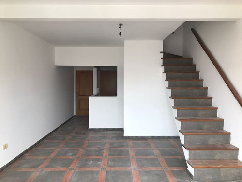 Imagen 2 de 14 de Departamento 3 Ambientes / Venta / Financiación Directa!!