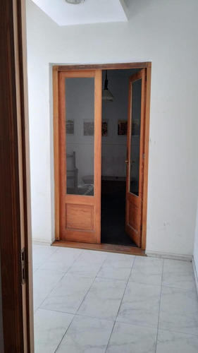 Casa En Venta - 3 Dormitorios 2 Baños - Azul