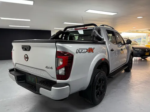 Nissan Frontier 2.5 Pro4X 4X4 At
