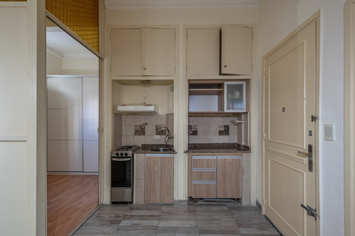 Venta Departamento Monoambiente Dividido Refaccionado Al Frente