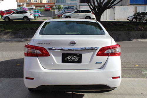 Imagen 4 de 15 de Nissan Sentra 2015 4p Sense L4/1.8 Man