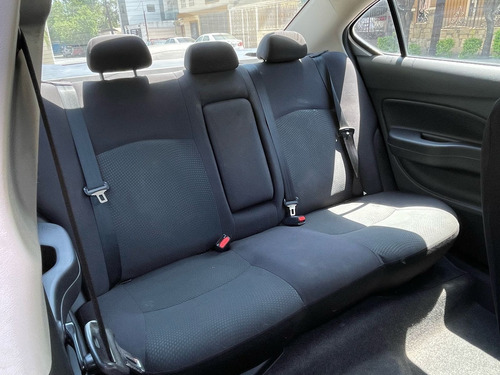 Dodge Attitude 1.2 Se Mt