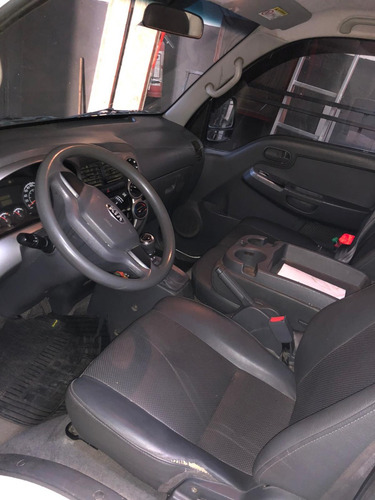 Kia Bongo K2500 Año 2016, En Muy Buen Estado.