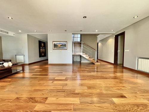 Casa En Venta En El Barrio Santa Barbara | Bancalari | Tigre