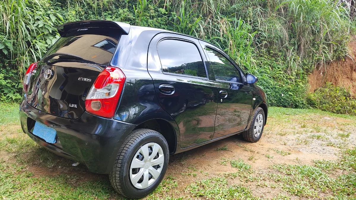 Toyota Etios 1.3 16v X 5p