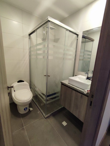 Cortinas De Vidrio Para Baños