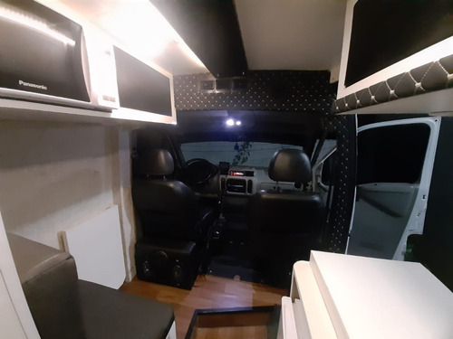 Imagem 5 de 15 de Motor Home Renault Master