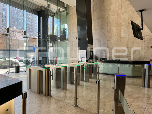 Oficina Con Climatización Y Ventanas Termopanel En Santiago