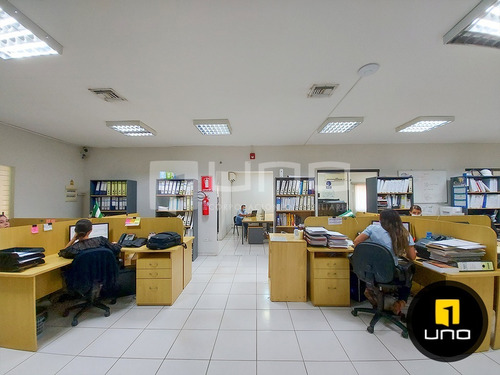 Imagen 9 de 23 de Sobre Av Alemana A Precio De Terreno Amplio Inmueble En Venta