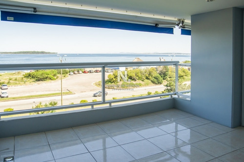 Hermoso Departamento En Venta Con Vista Al Mar, Primera Fila- Ref: 3712