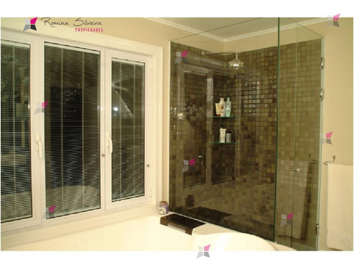 Casa En Golf, 5 Dormitorios *- Ref: 7618