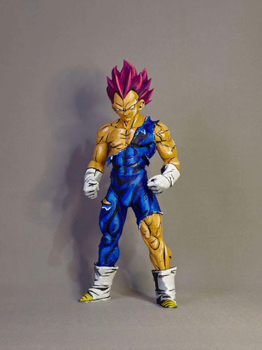 Figura Vegeta Ultra Ego 35cm - 3d (mak3d.mdq)
