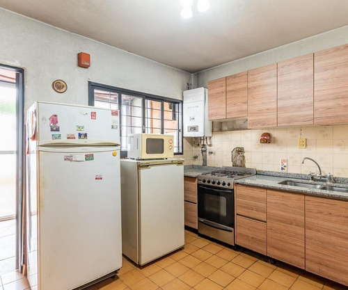 Departamento Tipo Dúplex De 3 Ambientes Con Cochera