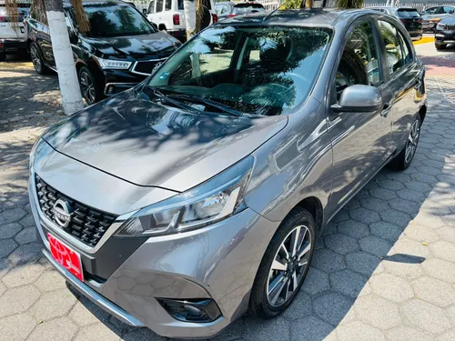 Nissan March 5p Exclusive L4/1.6 Aut