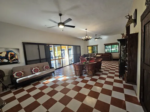 Casa Quinta En Venta A 20 Mins Del Periférico De Mérida En Yucatán