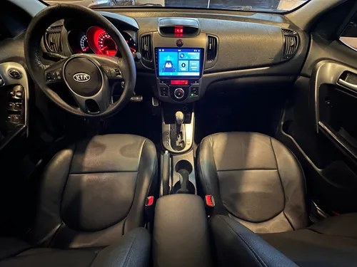 Kia CERATO FORTE 2.0