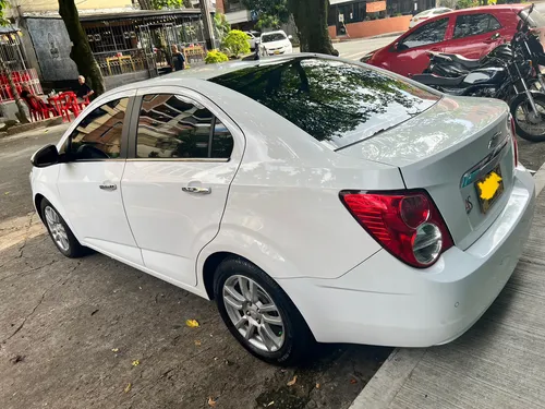 Chevrolet Sonic 1.6 Lt 5 p Automática
