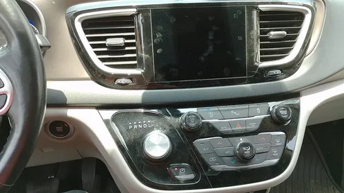 Chrysler Pacifica Limited