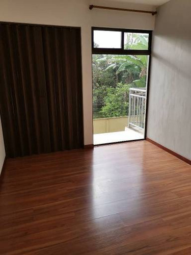 Apartamento En Condominio