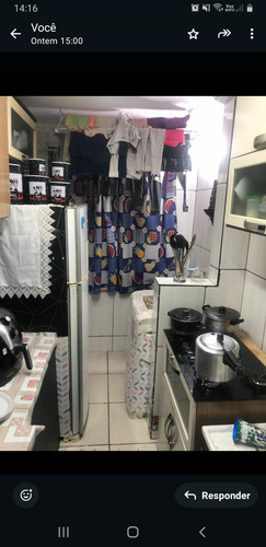 Apartamento Cdhu, 2 Quarto, Sala, Cozinha E Banheiro.