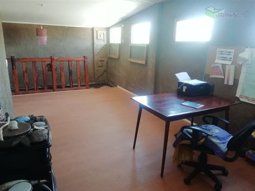 Casa En Venta De 3 Dorm. En La Reina