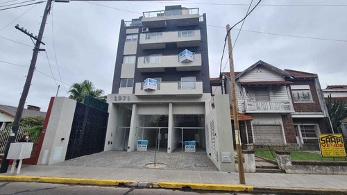 En Venta A 1 Cuadra De Estacion Martin Coronado F.c. Urquiza Local A Estrenar De 3.60x13 Baño Y Gran Entrepiso Y Patio Sobre San Lorenzo  F: 8264