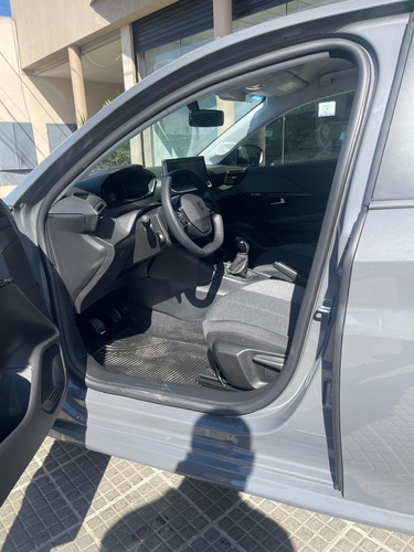 Peugeot 208 Allure Am25