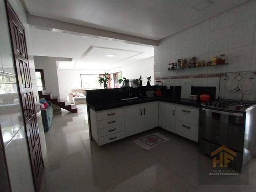 Casa De Condomínio Em Aldeia-pe Com 5 Quartos (sendo 3 Suítes) No Km13. - Ca0064
