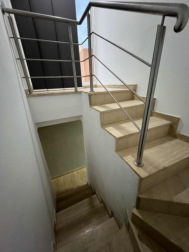 Oportunidad Pent House En Venta Marina Del Rey Lechería 3 Ha