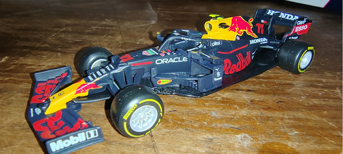 Redbull Racing RB16B 11 Sergio "Checo" Perez 2021 Escala 1:43