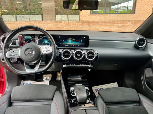 Mercedes-Benz Clase CLA 1.3 Cla 180 Amg Line At