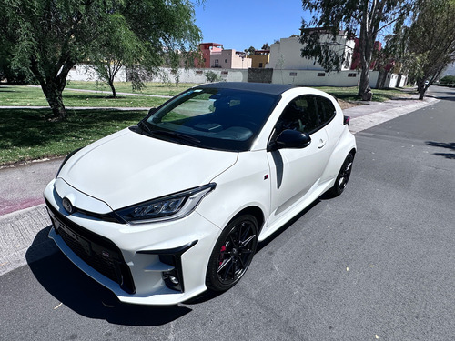 Toyota Yaris Gr 1.6 Circuit Package 4Wd Mt