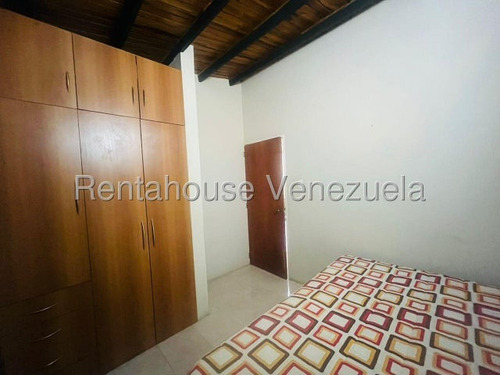 Casa En Venta Cabudare Urb Oasis Codigo 2 5 1 8 1 7 8 Mildred Traemos Para Ti Esta Linda Casa En Cabudare En Un Conjunto Privado Remodelada Con Un Concepto Moderno Cocina Moderna Y Unos Acab
