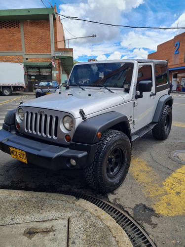 Jeep Wrangler 3.8 Sport