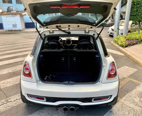 Imagen 13 de 15 de Mini Cooper 2013 1.6 S Hot Chilli . At