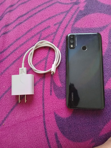 Huawei Y8s (Usado)