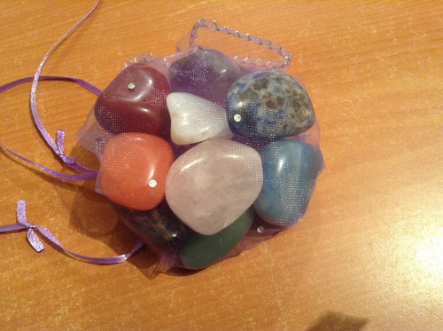 Imagen 4 de 8 de Kit Cuarzos 7 Chakras Reiki Ojo De Tigre+ Cuarzo Rosa Y Blan