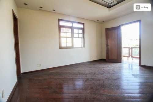 Imagem 4 de 15 de Aluguel De Casa Com 650m² E 8 Quartos - 2879