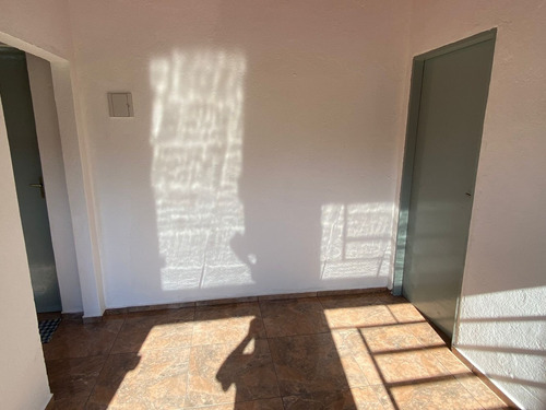 Imagem 10 de 14 de R07- Casa Toda Pronta Na Cidade De Guararema.