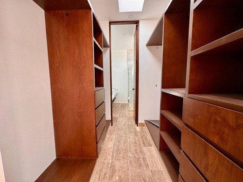 Casa En Venta De 4 Recamaras En Privada Ubicada En Xcanatun