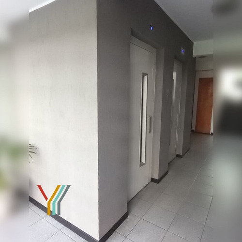 Imagen 4 de 11 de Departamento De Dos Dormitorios Con Cochera En Subsuelo