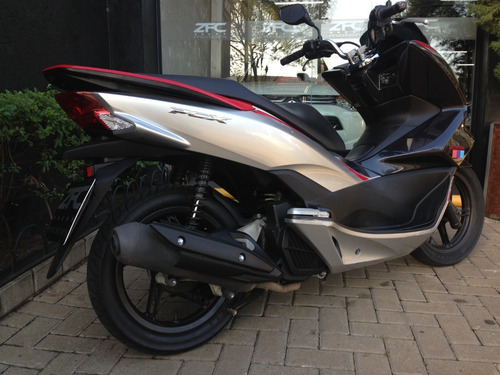 Imagem 2 de 15 de Honda Pcx 150 Sport 2018