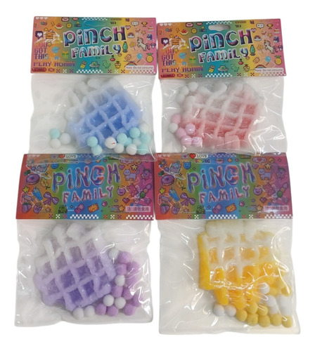 Squishy Pinch Family Waffles Con Pelos Antiestrés Toyz Violeta