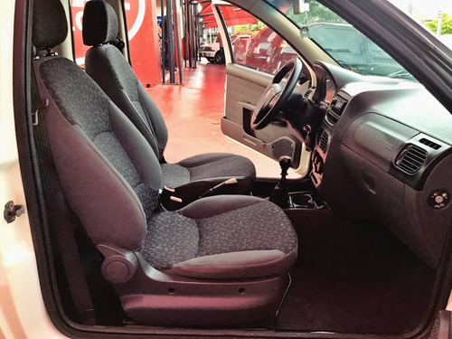 Imagem 9 de 15 de Fiat Strada 1.6 Mpi Trekking Ce 16v Flex 2p Manual