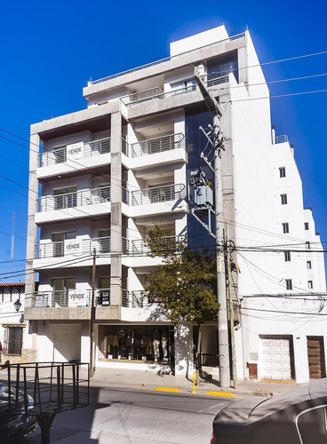 Departamento En  Venta 3 Dormitorios Edificio Alvarado