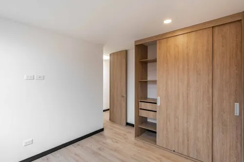 Casa En Arriendo/venta En Canelon. Cod A22482